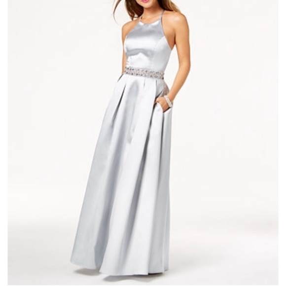 Satin silver, embellished gown. With POCKETS!!! - Picture 4 of 6